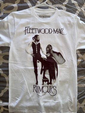 Fleetwood Mac Rumors Graphic Tee